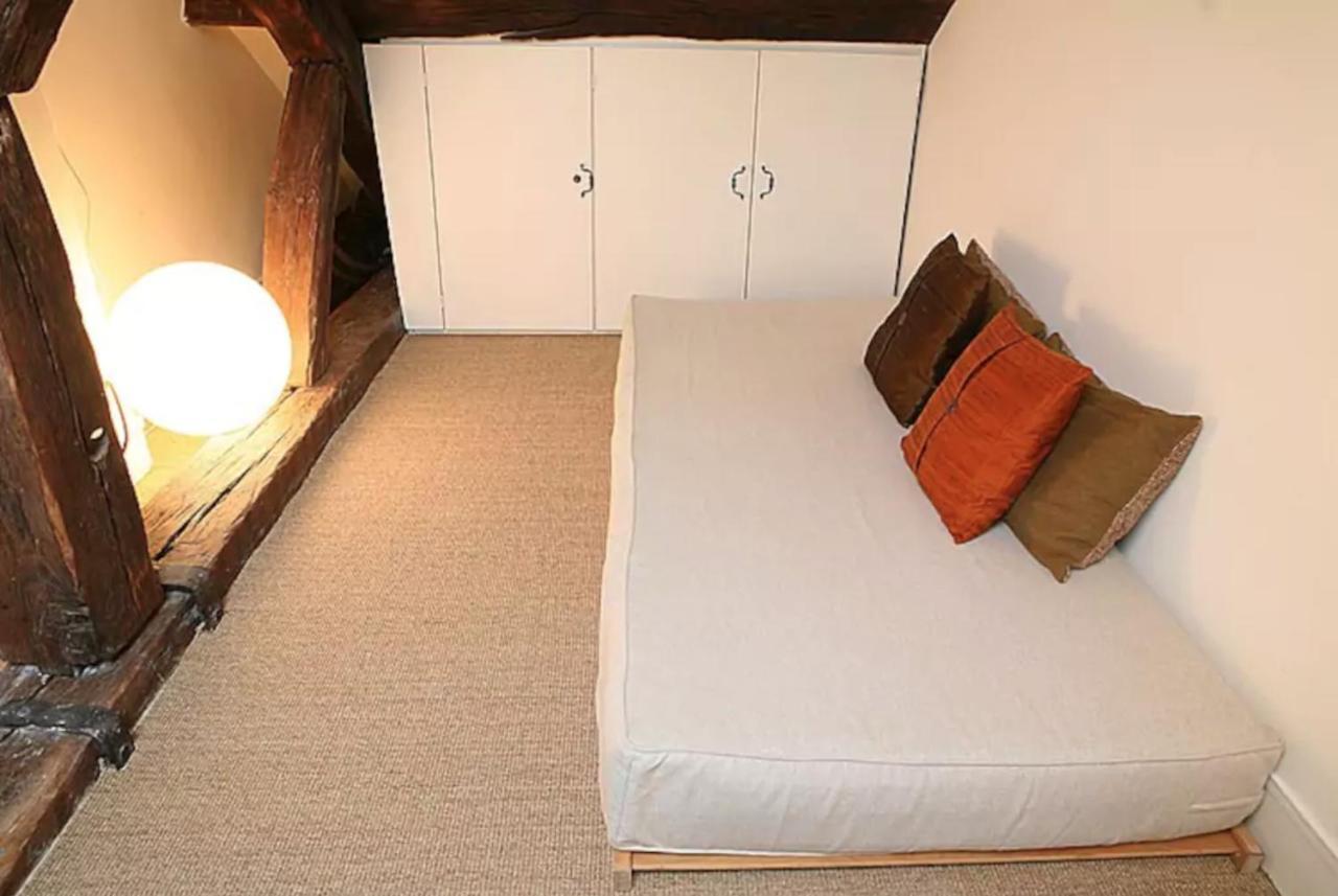 Charming Cosy Triplex In Trendy Marais Leilighet Paris Eksteriør bilde