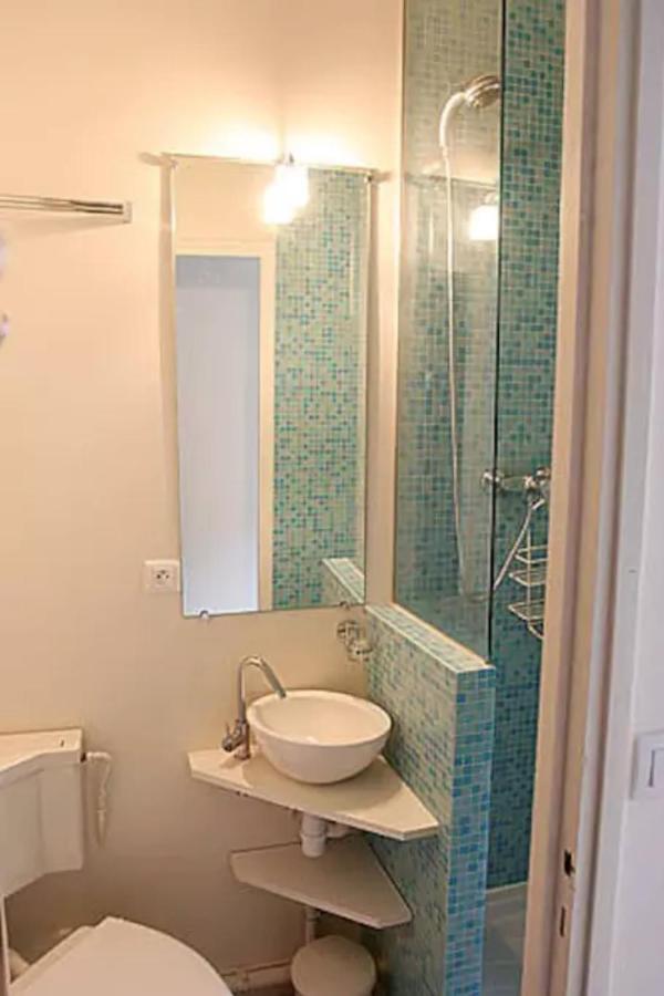 Charming Cosy Triplex In Trendy Marais Leilighet Paris Eksteriør bilde