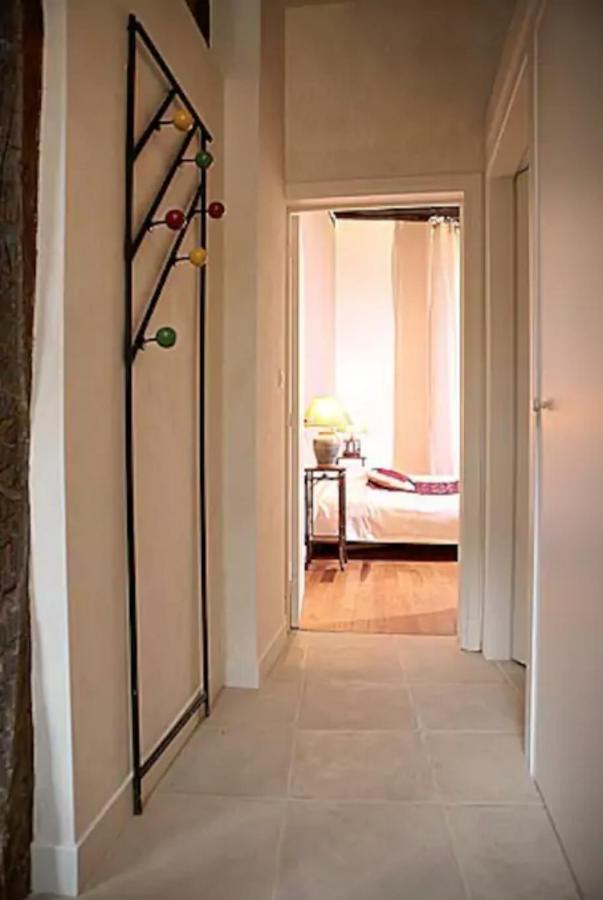 Charming Cosy Triplex In Trendy Marais Leilighet Paris Eksteriør bilde